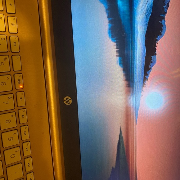 GOLD HP 14 LAPTOP CHARGER INCLUDED - Picture 2 of 11